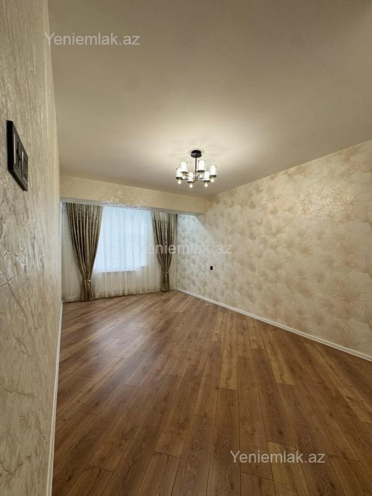 Satılır 4 otaqlı yeni tikili 160 m²
