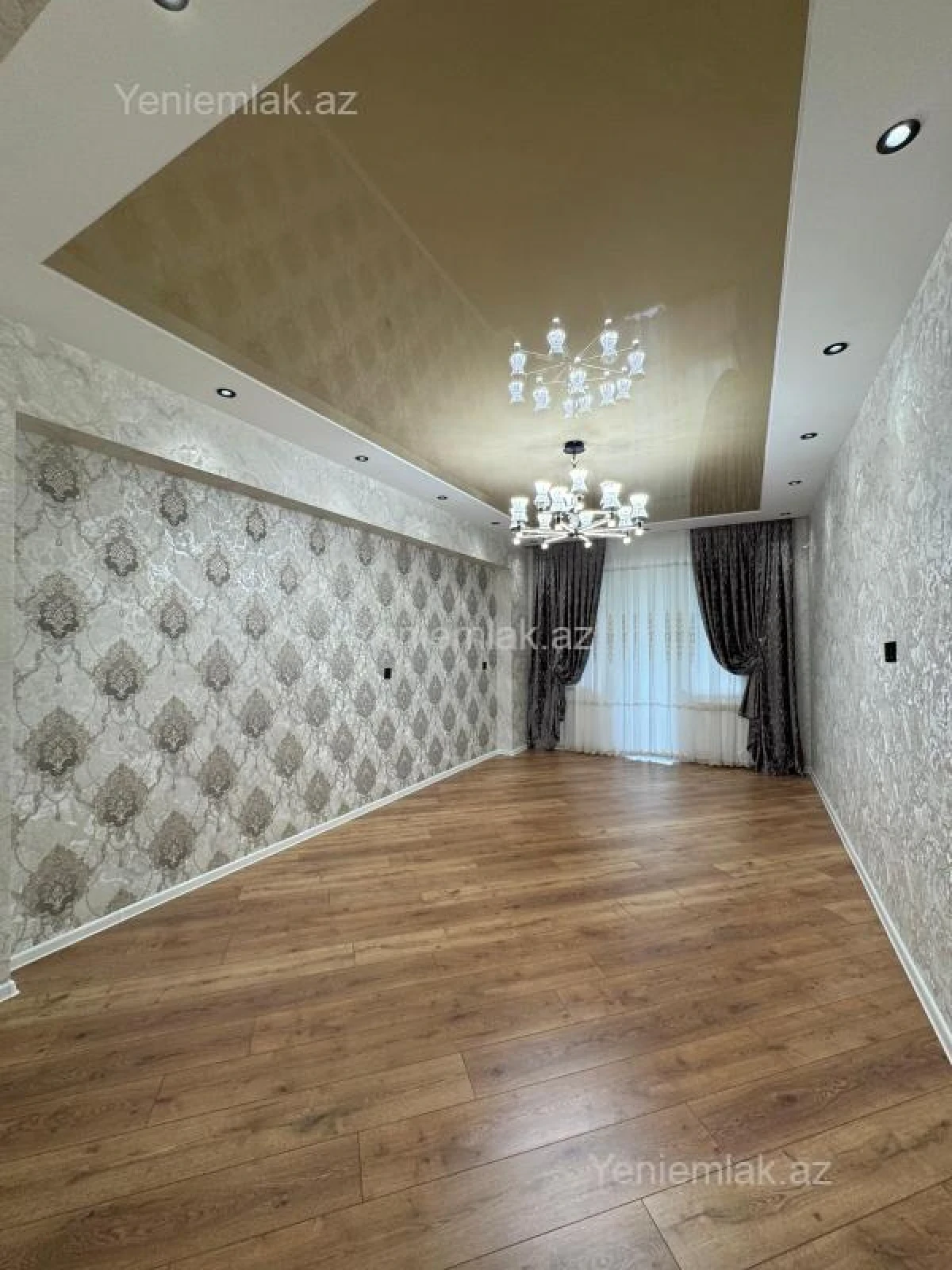 Satılır 4 otaqlı yeni tikili 160 m²