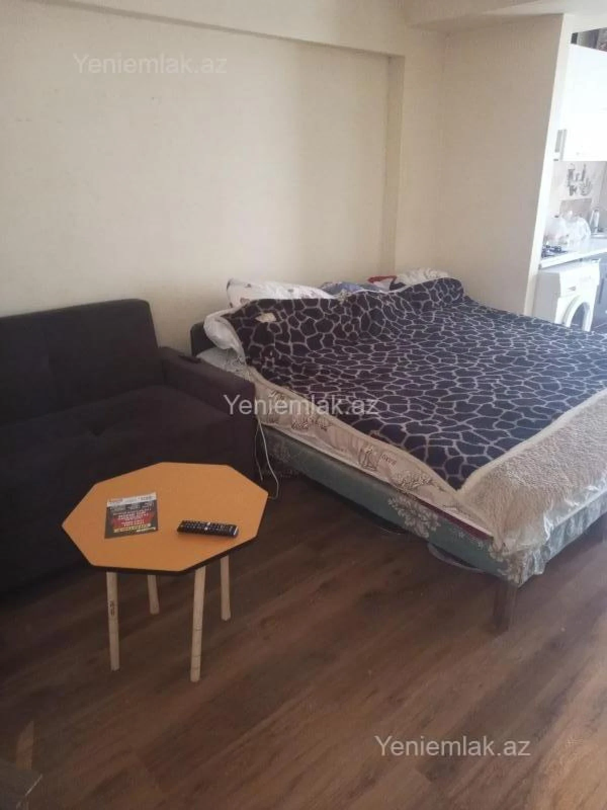 Satılır 1 otaqlı köhnə tikili 38 m²