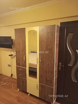 Satılır 1 otaqlı köhnə tikili 38 m²