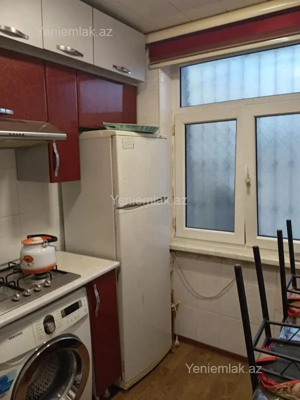 Satılır 3 otaqlı köhnə tikili 74 m²