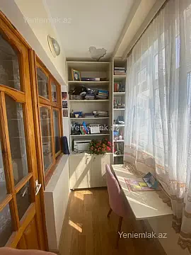Satılır 4 otaqlı köhnə tikili 85 m² — Sumqayıt, 8-ci mikrorayon 4 otaq 85.00 m²