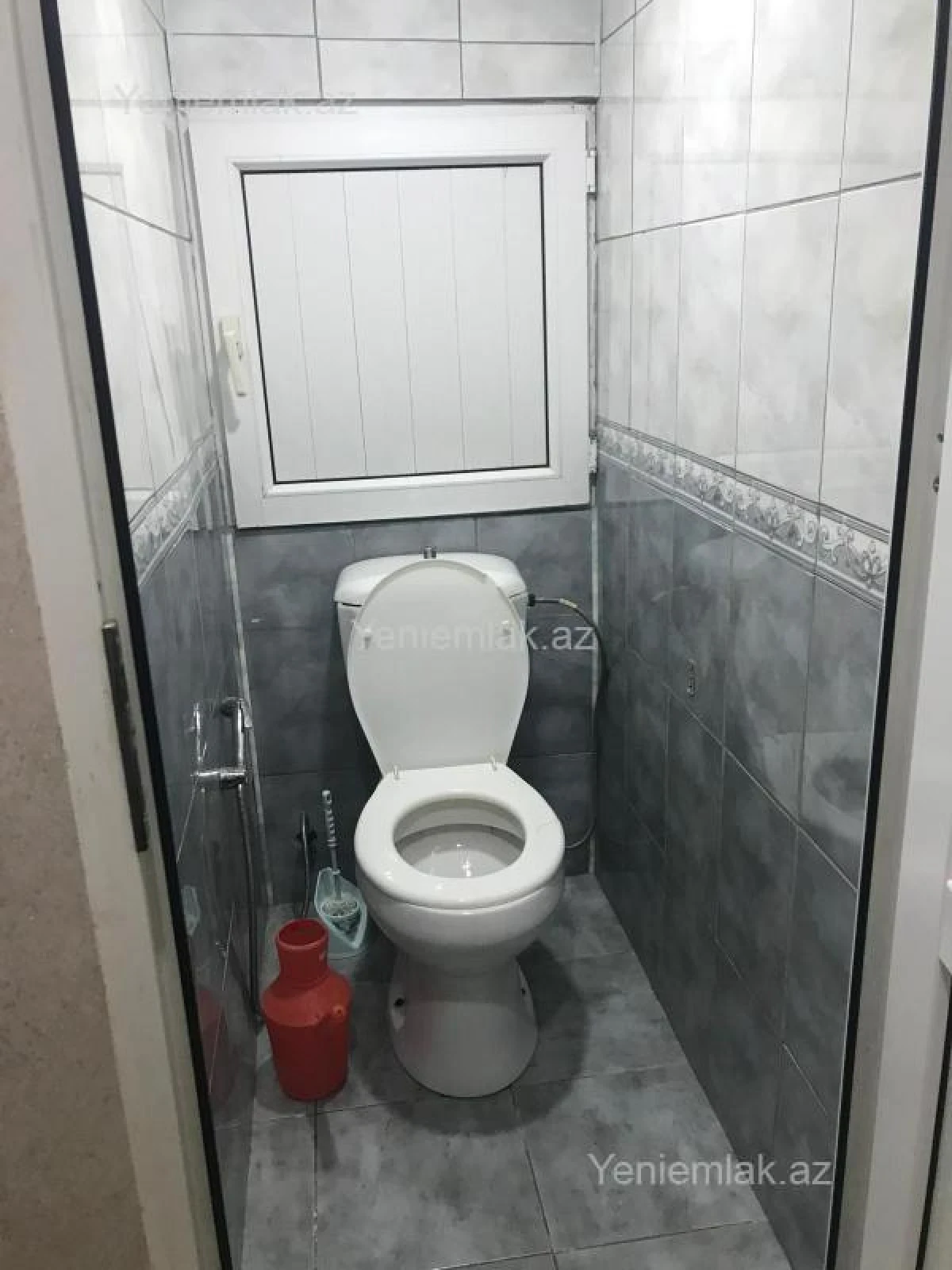 Satılır 2 otaqlı köhnə tikili 55 m²