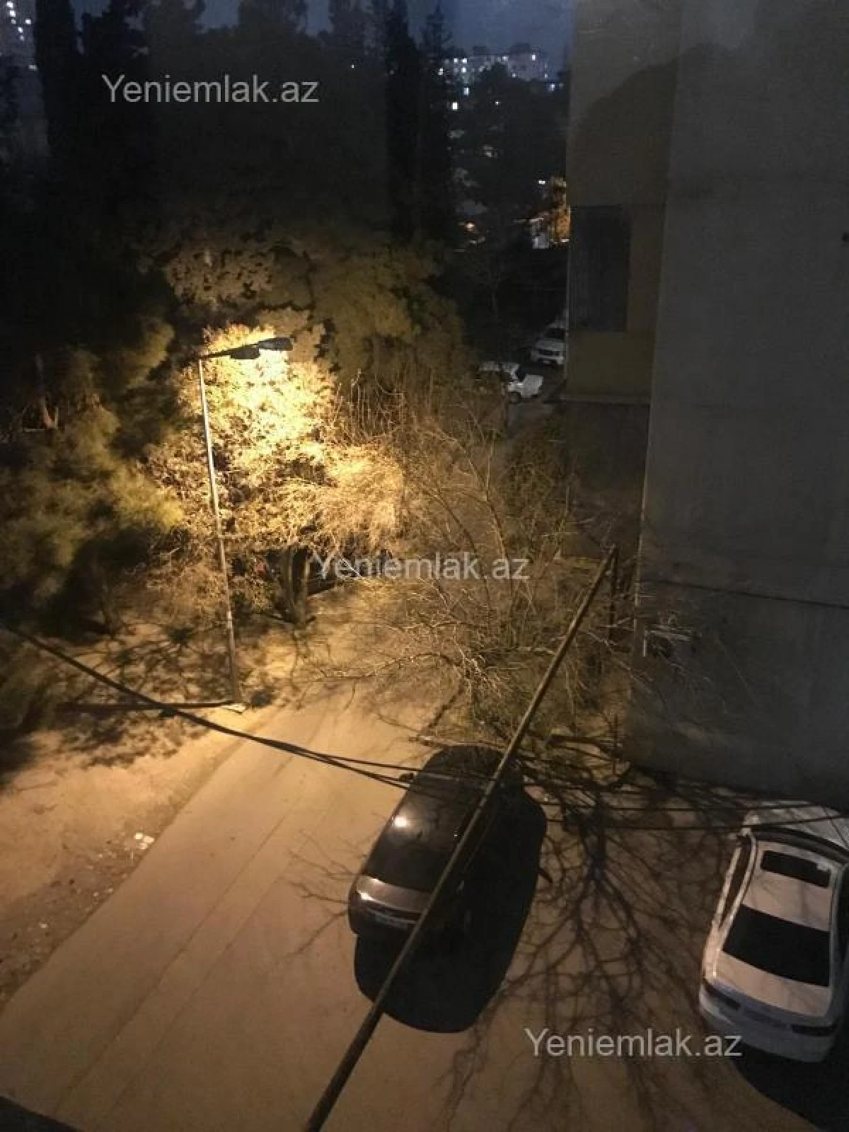 Satılır 2 otaqlı köhnə tikili 55 m²
