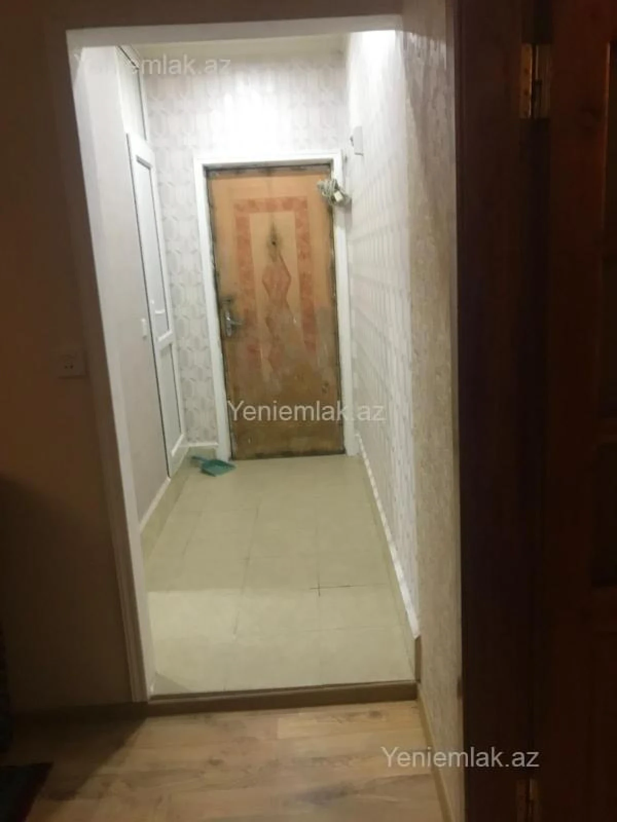 Satılır 2 otaqlı köhnə tikili 55 m²