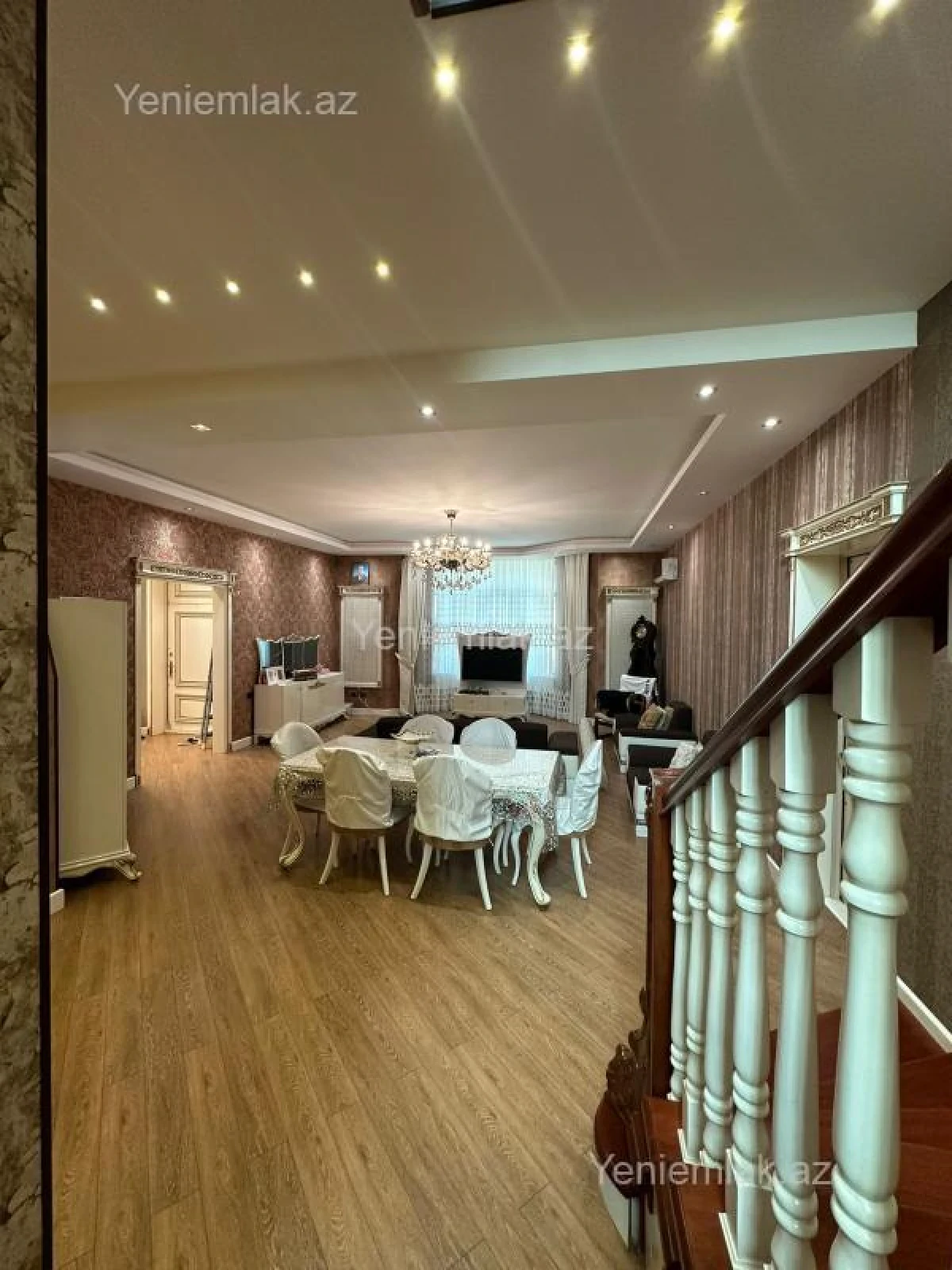 Satılır 6 otaqlı həyət evi 420 m²
