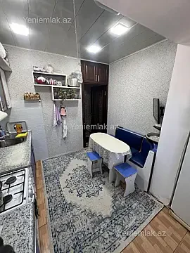 Satılır 3 otaqlı köhnə tikili 75 m²
