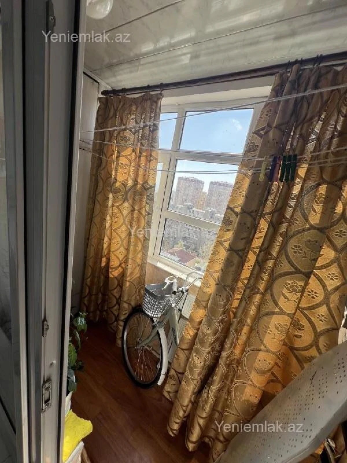 Satılır 3 otaqlı köhnə tikili 75 m²