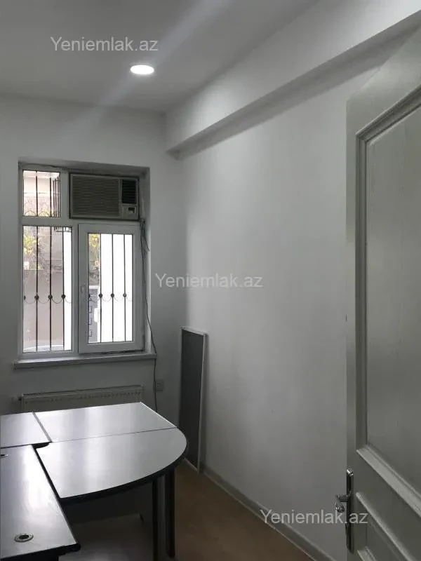 Satılır 5 otaqlı obyekt 144 m²