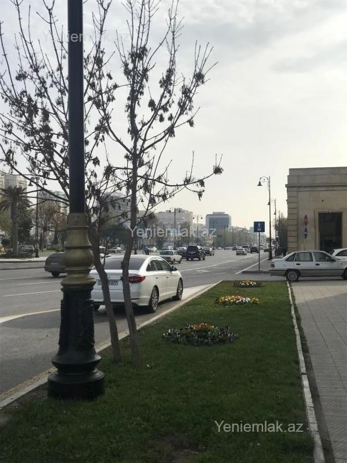 Satılır 5 otaqlı obyekt 144 m²