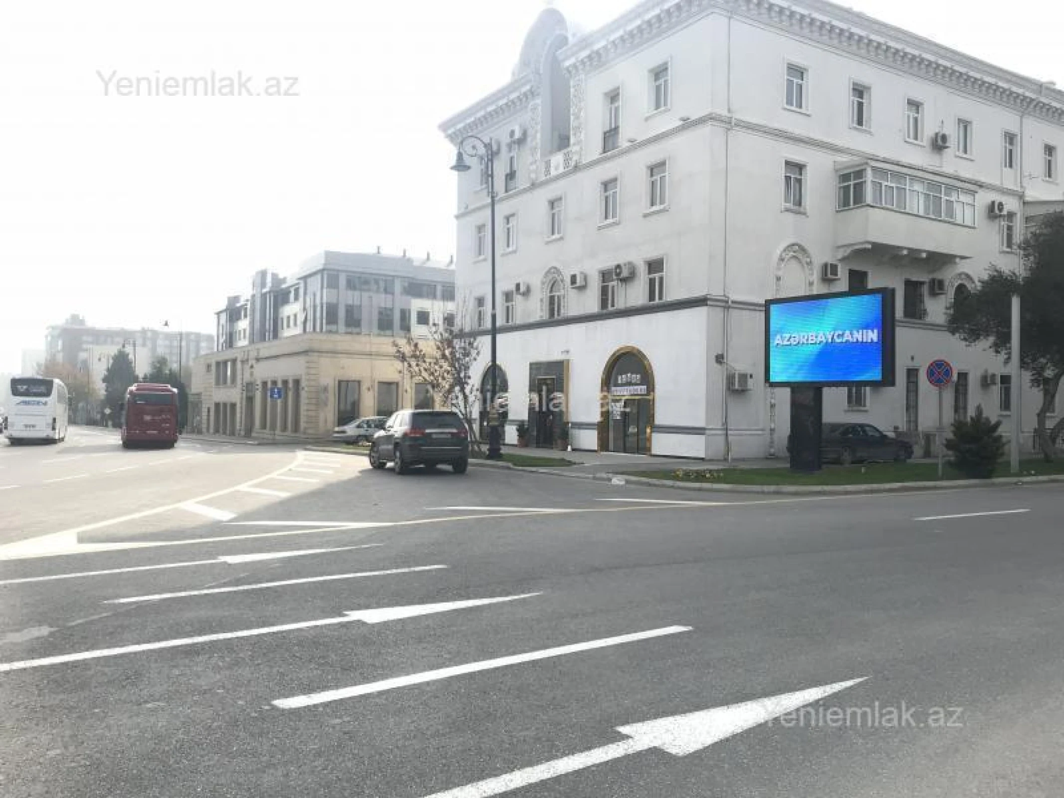 Satılır 5 otaqlı obyekt 144 m²