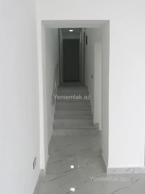 Satılır 5 otaqlı obyekt 144 m²