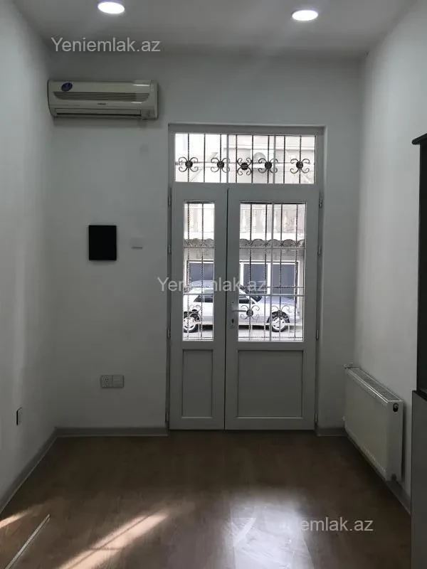 Satılır 5 otaqlı obyekt 144 m²