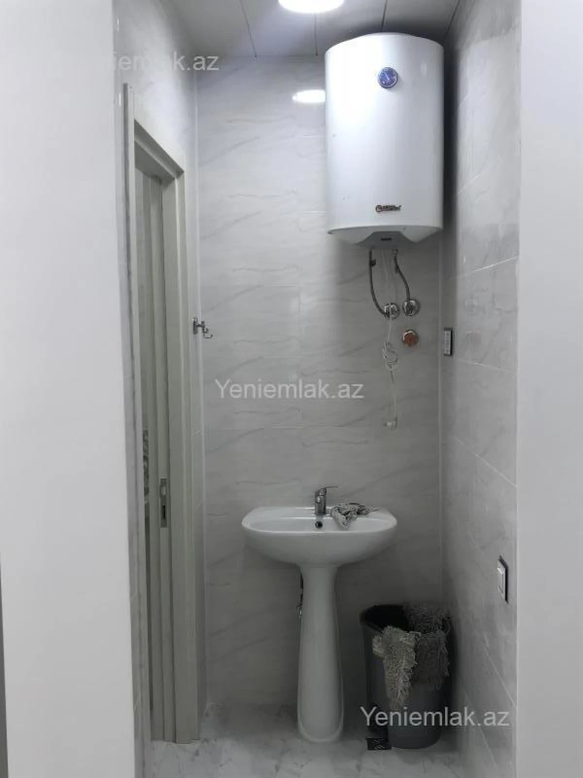 Satılır 5 otaqlı obyekt 144 m²