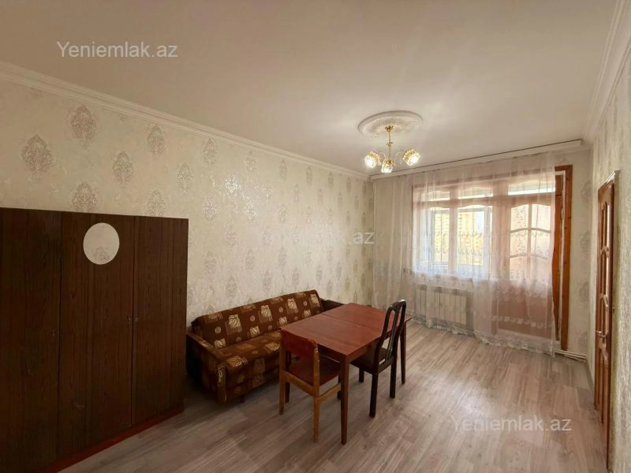 Satılır 2 otaqlı köhnə tikili 40 m²