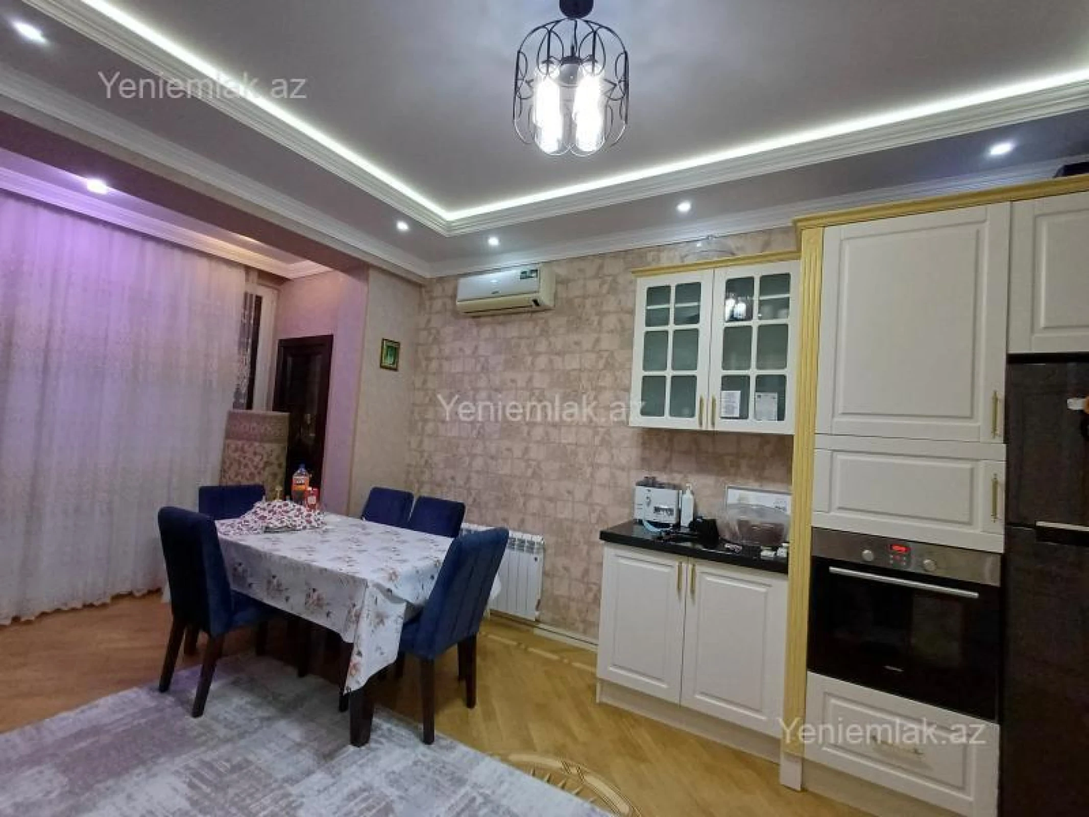 Satılır 3 otaqlı yeni tikili 136 m²