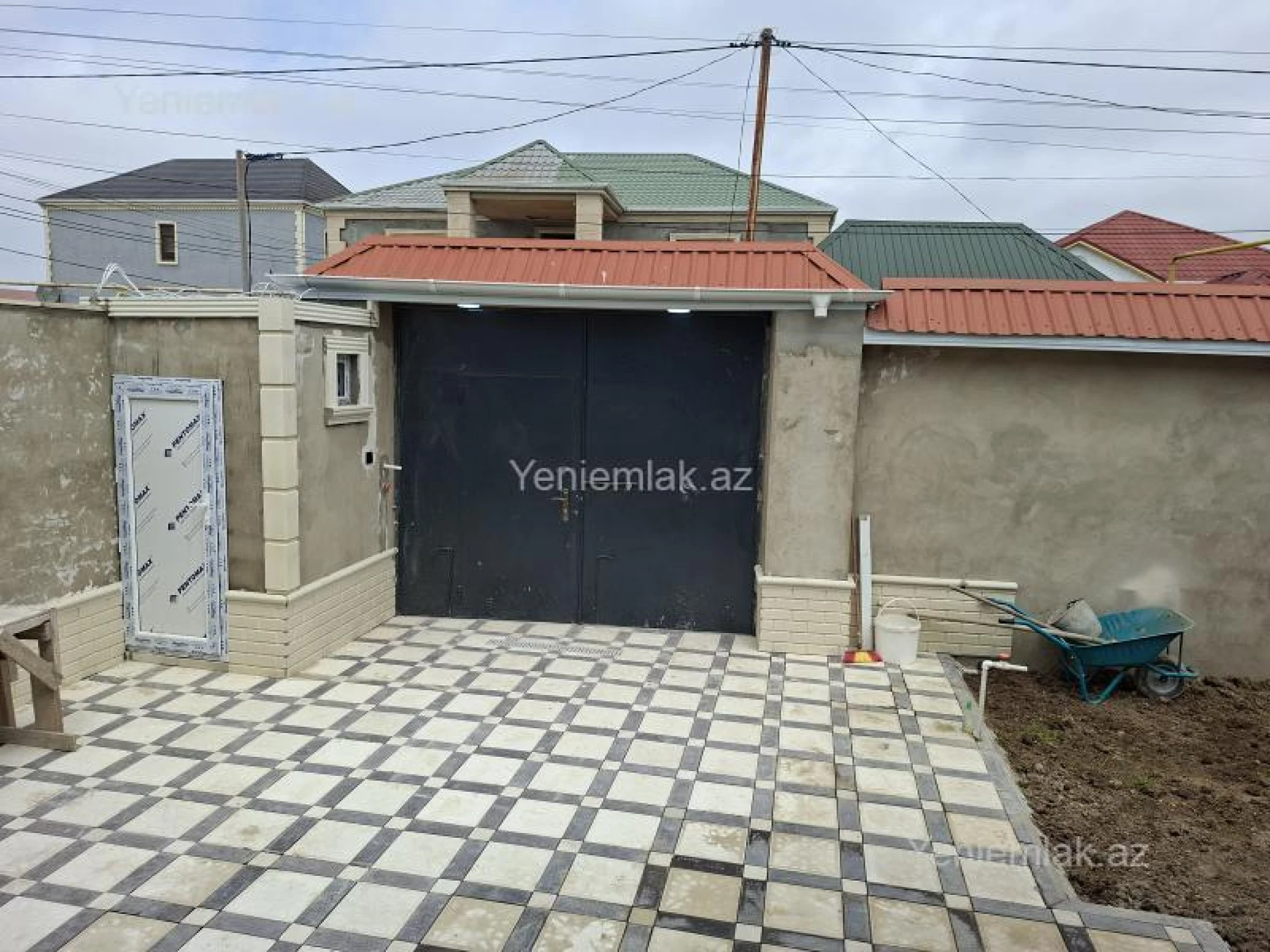 Satılır 4 otaqlı həyət evi 120 m²