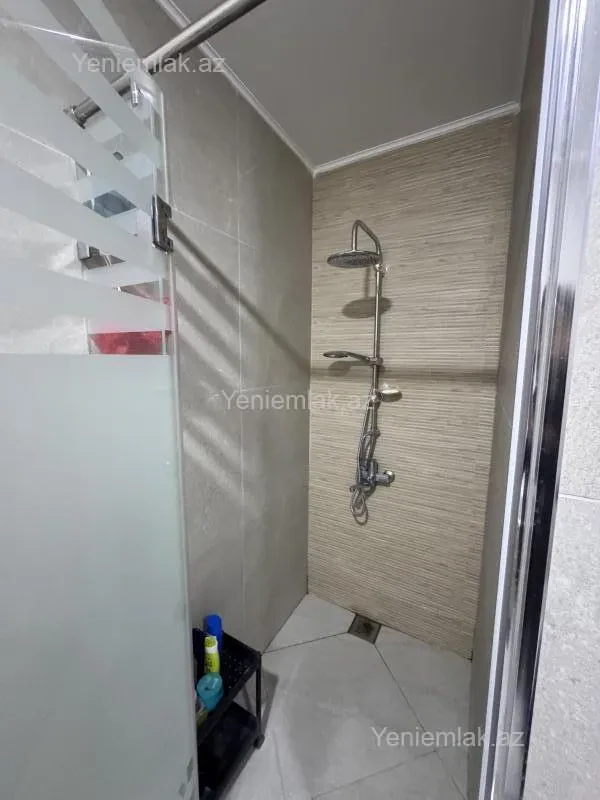 Satılır 2 otaqlı yeni tikili 68 m²
