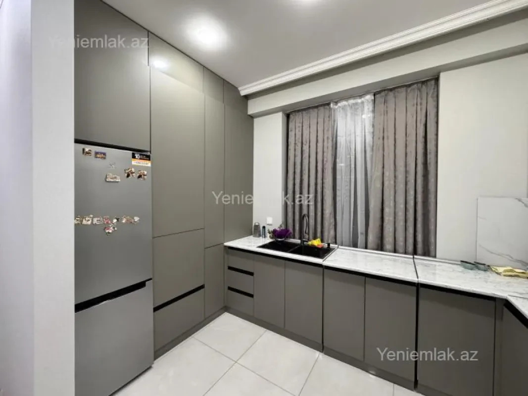 Satılır 2 otaqlı yeni tikili 68 m²