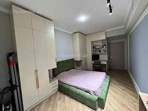 Satılır 2 otaqlı yeni tikili 68 m²