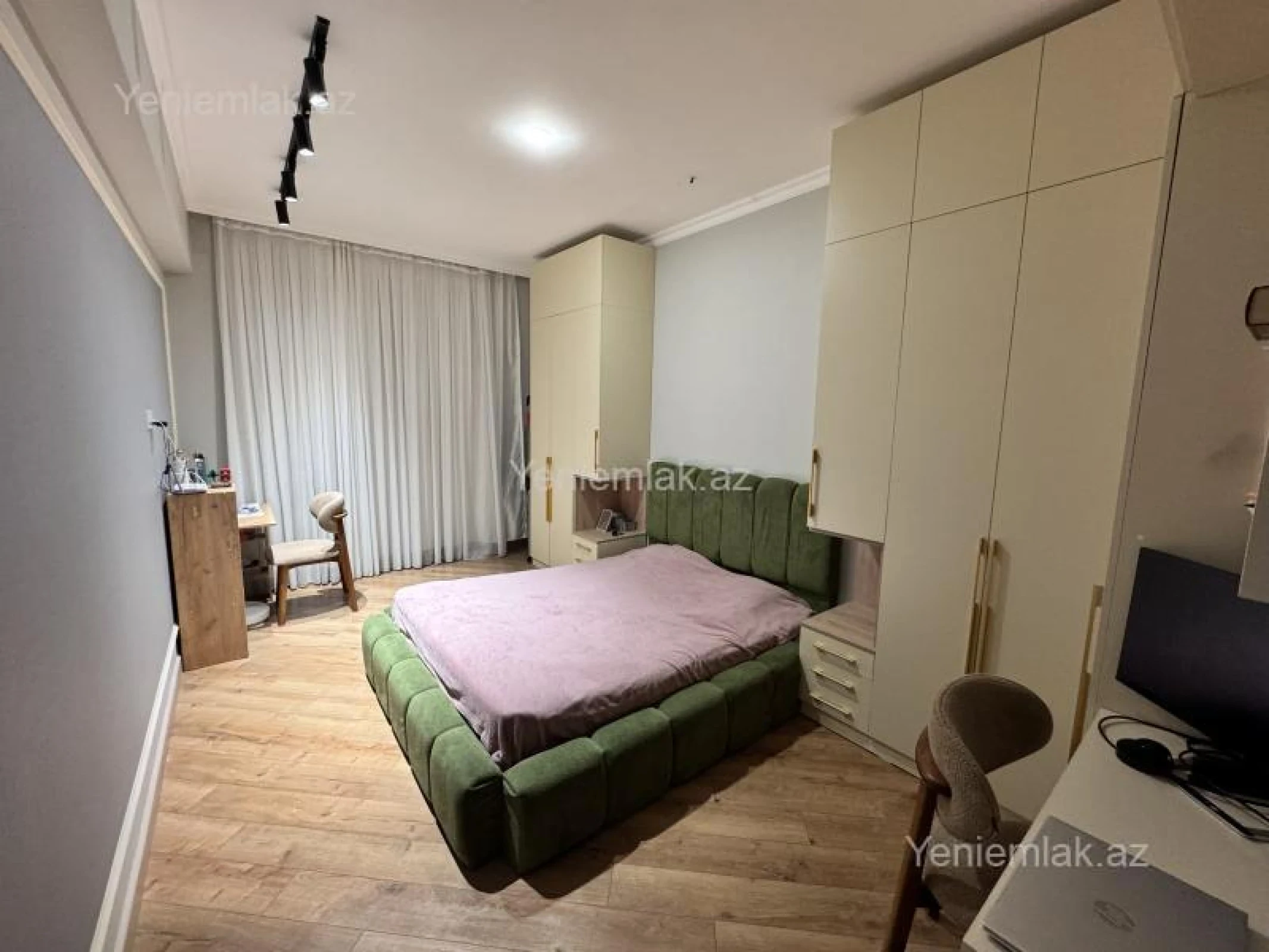 Satılır 2 otaqlı yeni tikili 68 m²