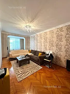 Satılır 3 otaqlı köhnə tikili 75 m²