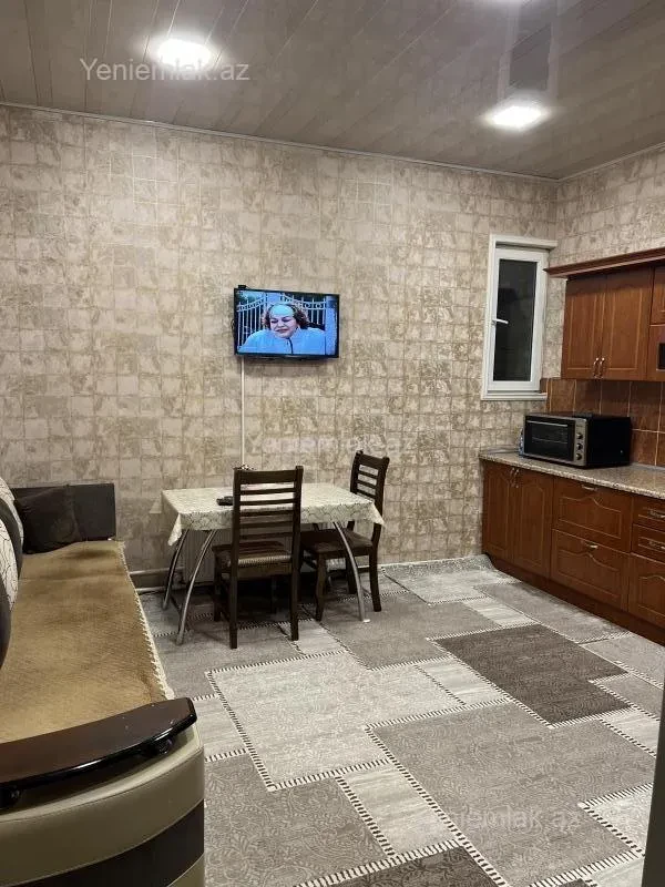 Satılır 3 otaqlı həyət evi 140 m²