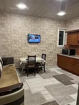 Satılır 3 otaqlı həyət evi 140 m²