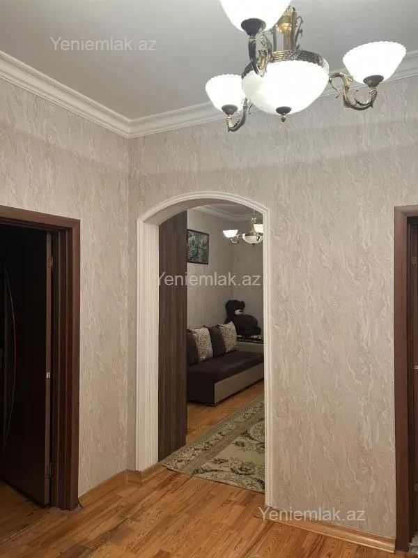 Satılır 3 otaqlı həyət evi 140 m²