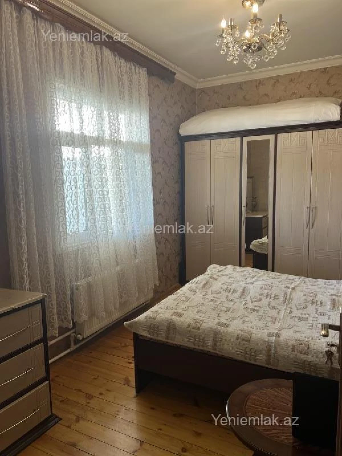Satılır 3 otaqlı həyət evi 140 m²