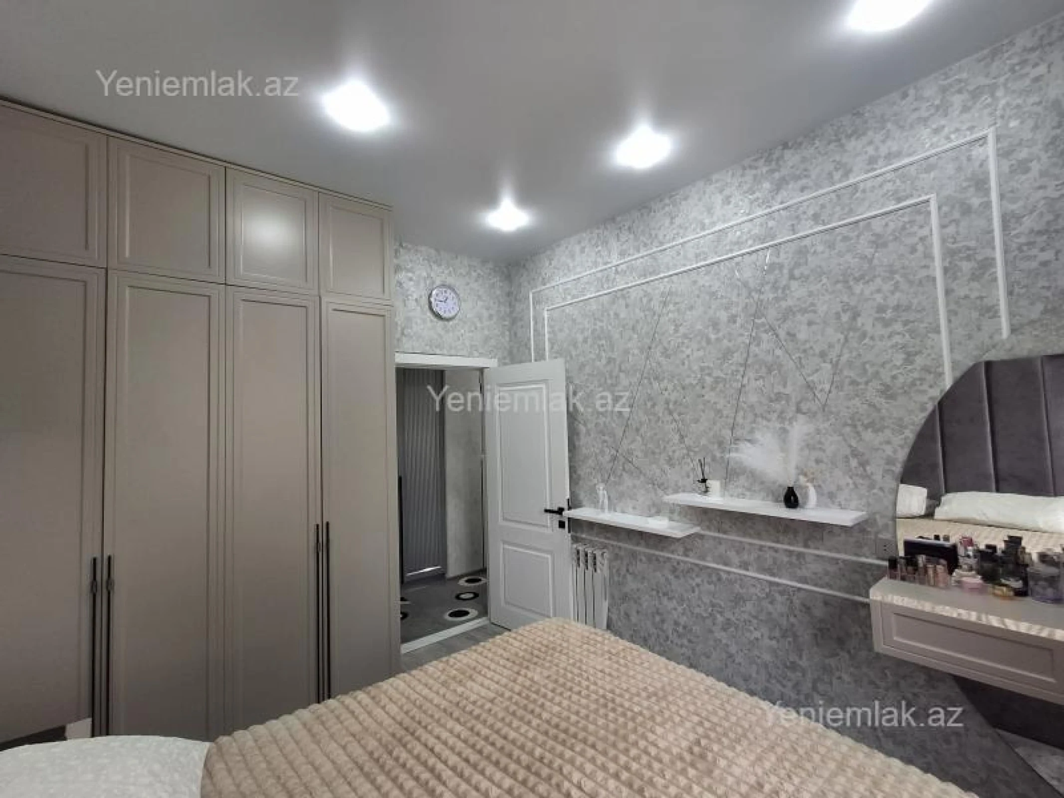 Satılır 2 otaqlı yeni tikili 67 m²