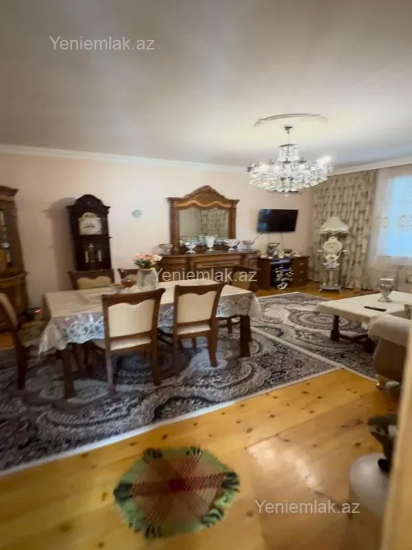 Satılır 4 otaqlı həyət evi 120 m²