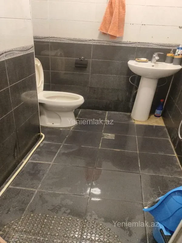 Satılır 2 otaqlı yeni tikili 65 m²