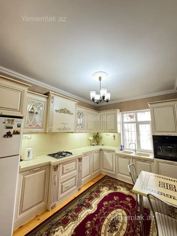 Satılır 4 otaqlı həyət evi 120 m²