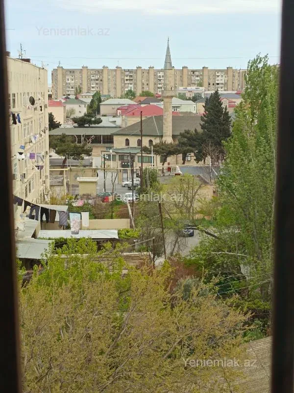 Satılır 3 otaqlı köhnə tikili 70 m²