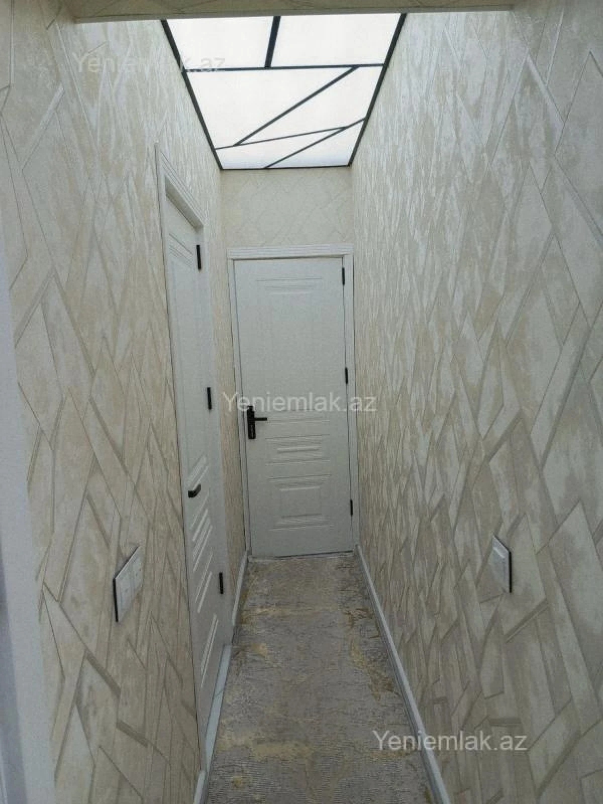 Satılır 3 otaqlı köhnə tikili 70 m²