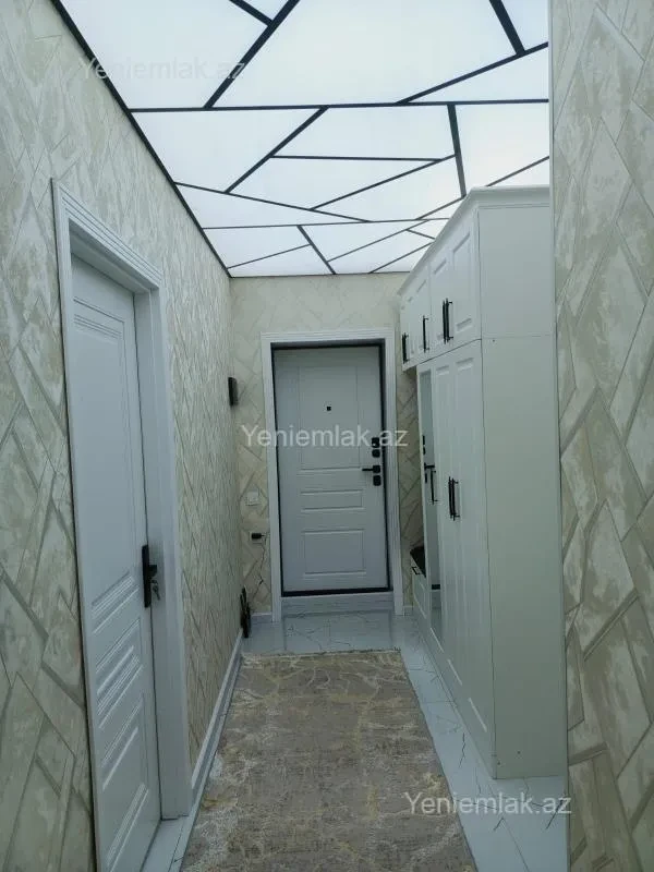 Satılır 3 otaqlı köhnə tikili 70 m²