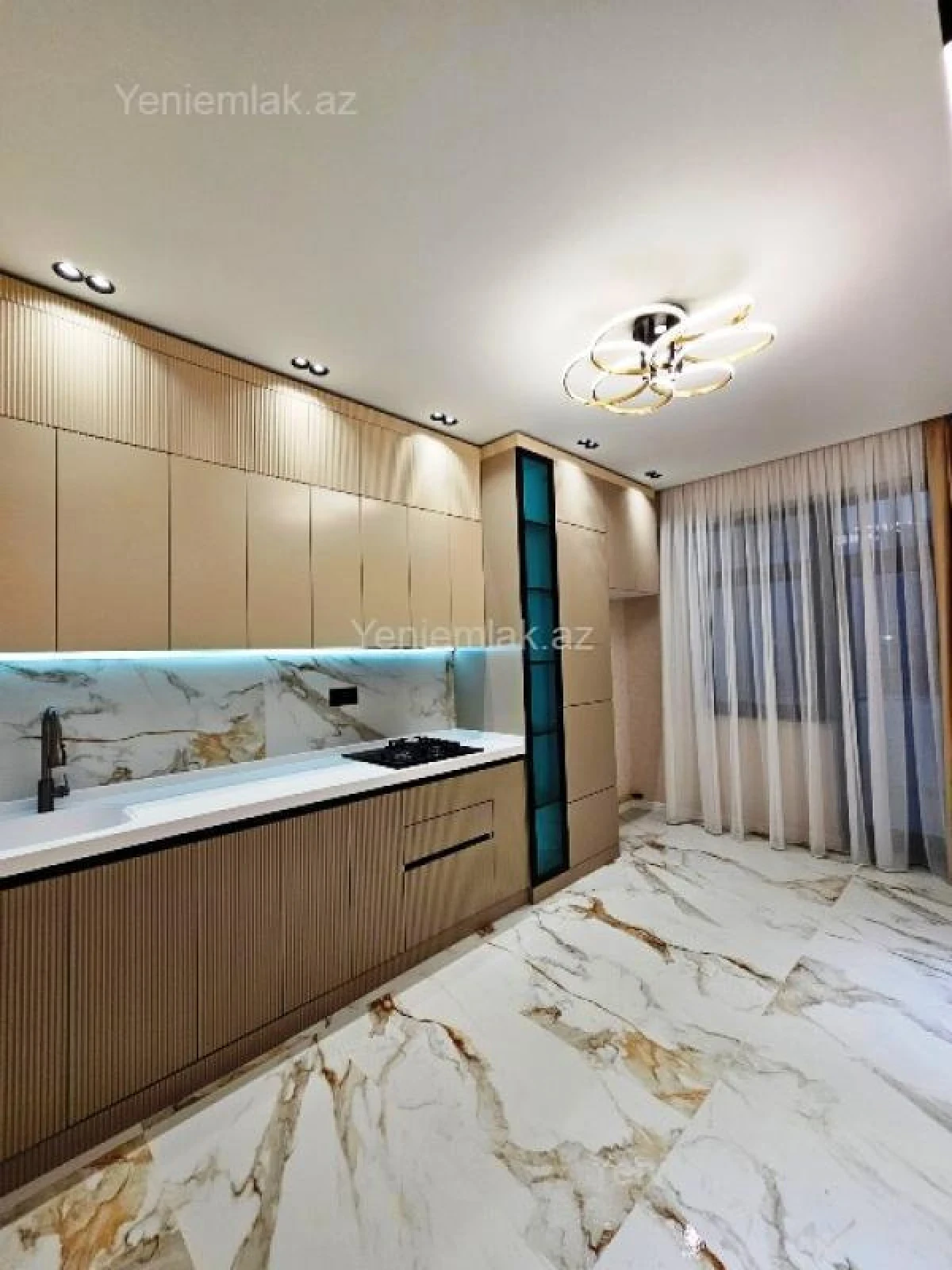 Satılır 3 otaqlı yeni tikili 146 m²