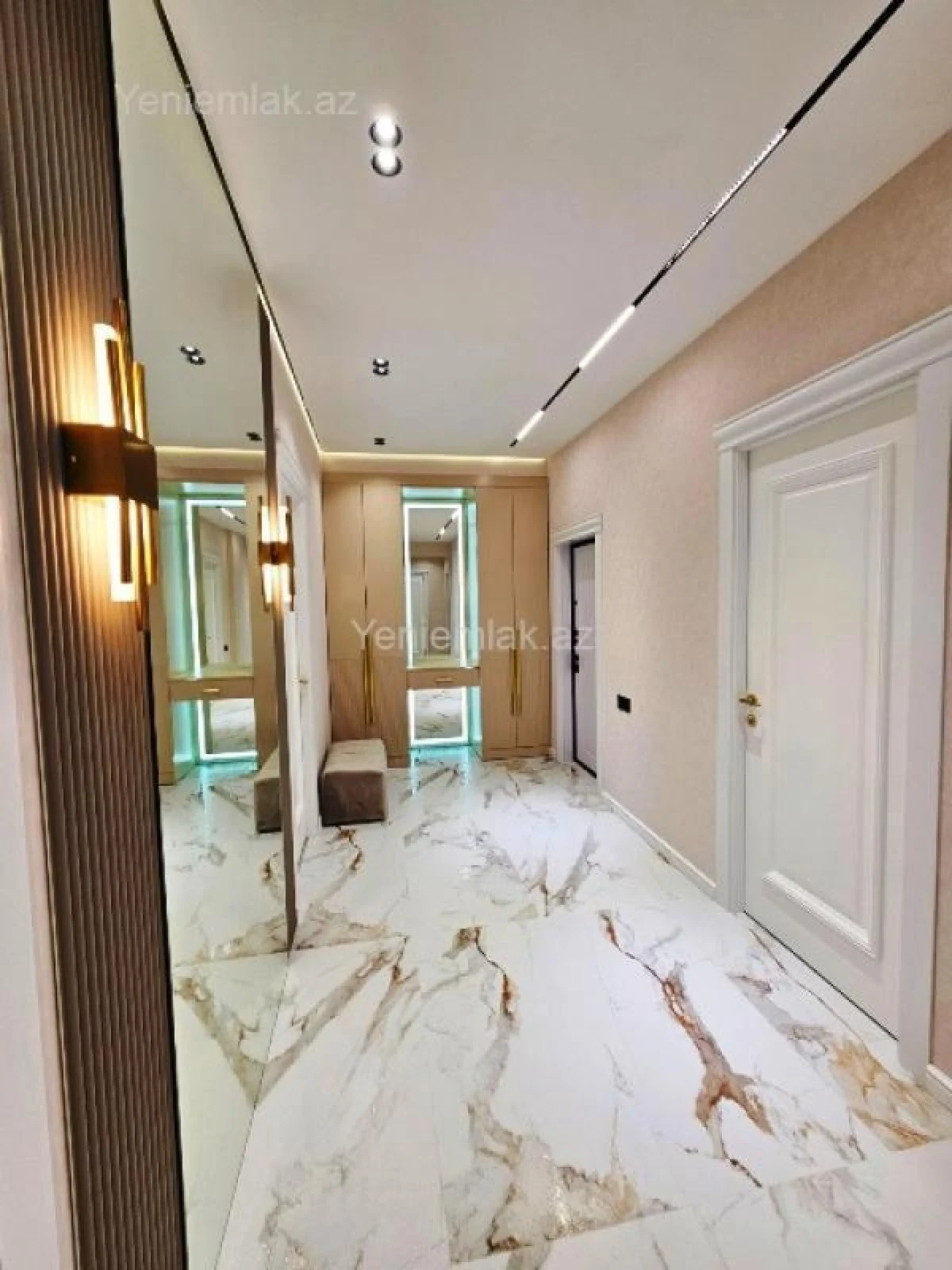 Satılır 3 otaqlı yeni tikili 146 m²