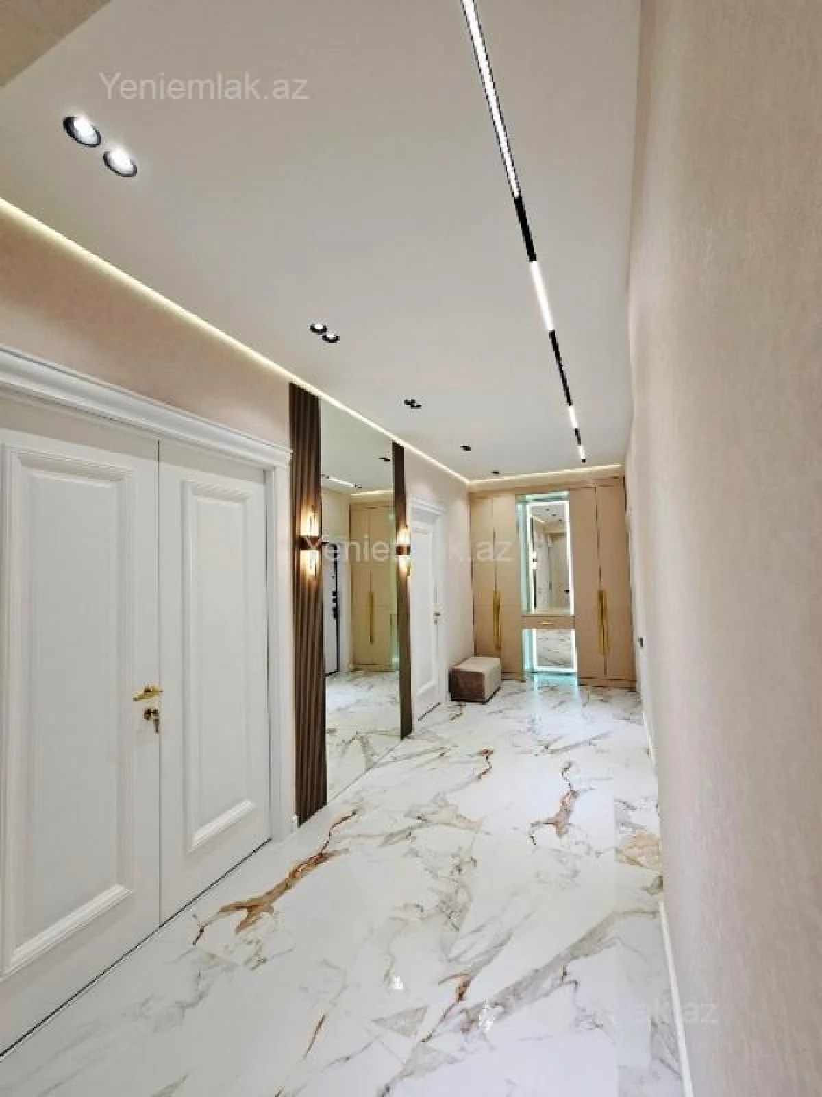 Satılır 3 otaqlı yeni tikili 146 m²