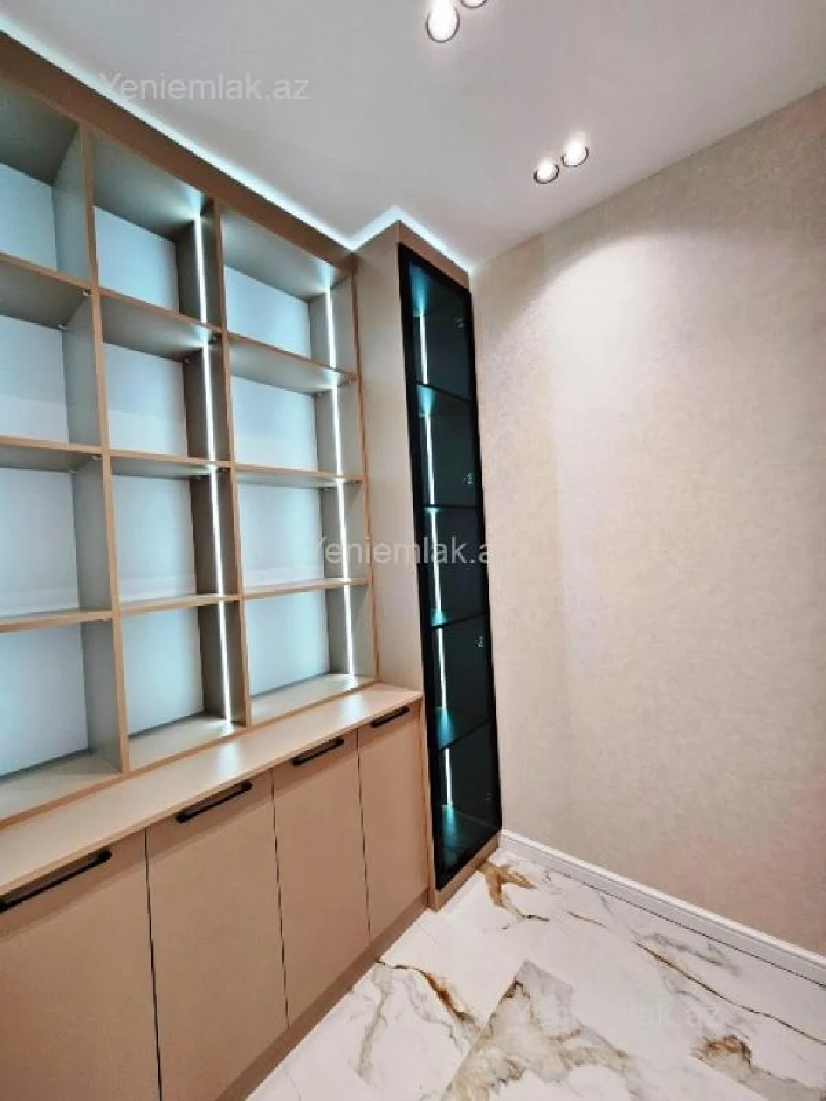 Satılır 3 otaqlı yeni tikili 146 m²