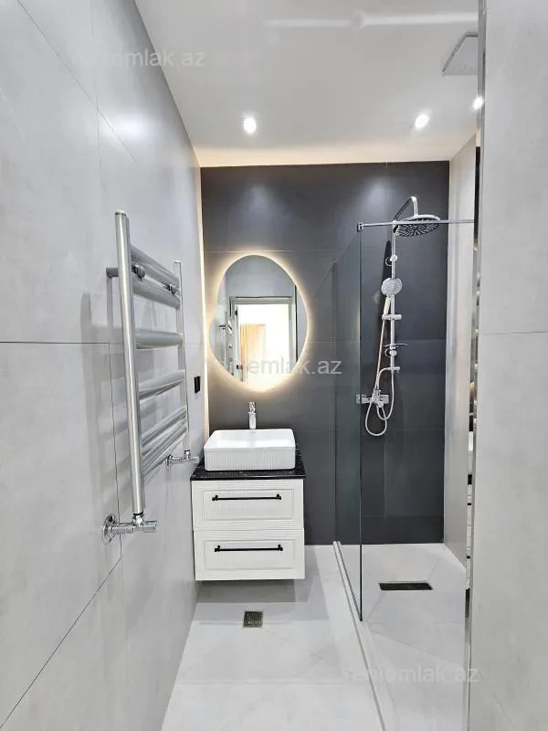 Satılır 3 otaqlı yeni tikili 87 m²