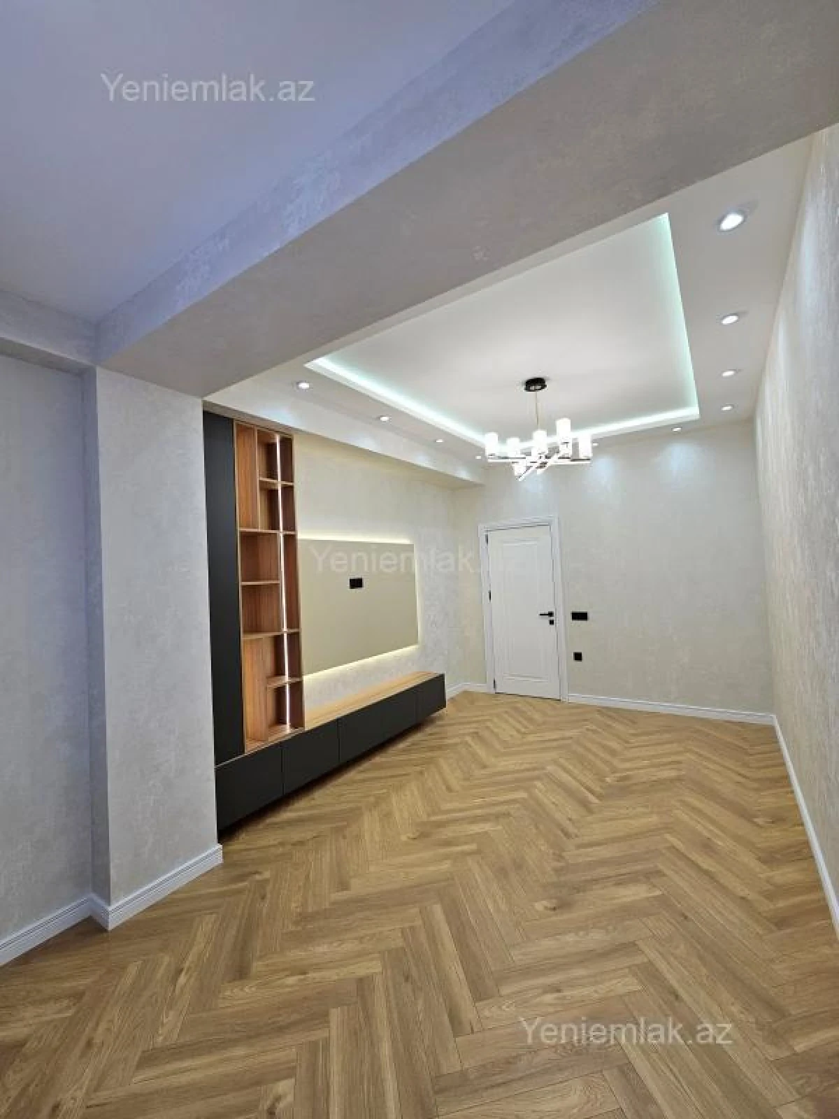 Satılır 3 otaqlı yeni tikili 87 m²