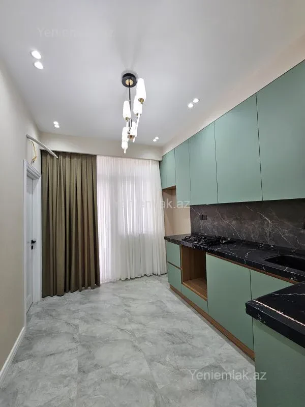 Satılır 3 otaqlı yeni tikili 87 m²