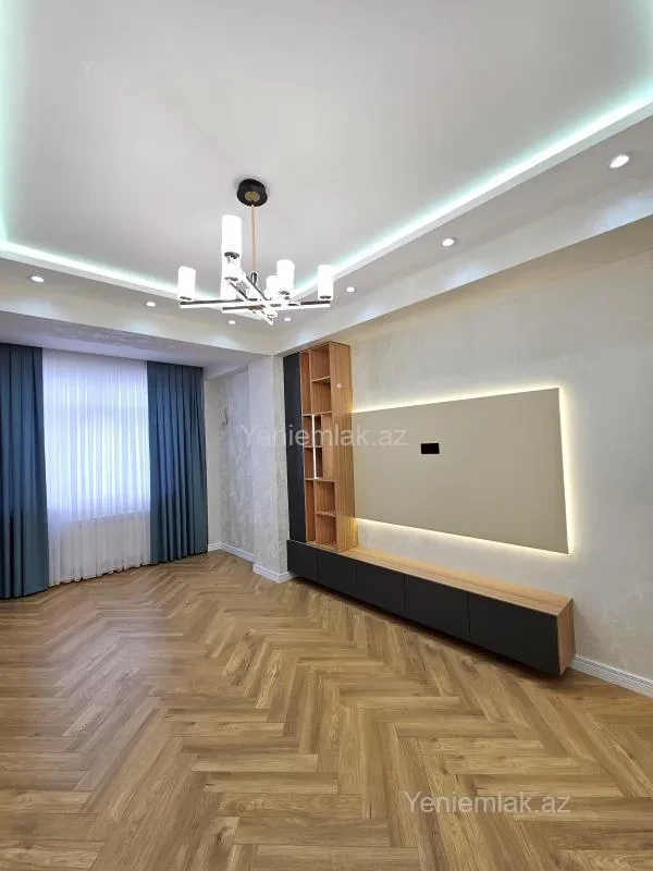 Satılır 3 otaqlı yeni tikili 87 m²