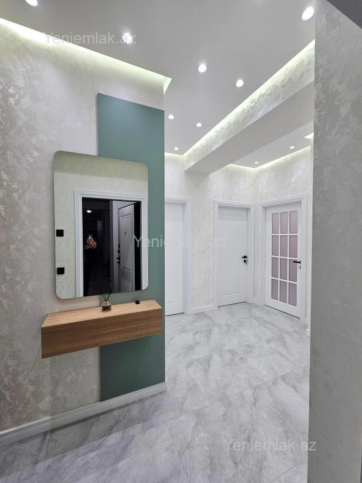 Satılır 3 otaqlı yeni tikili 87 m²