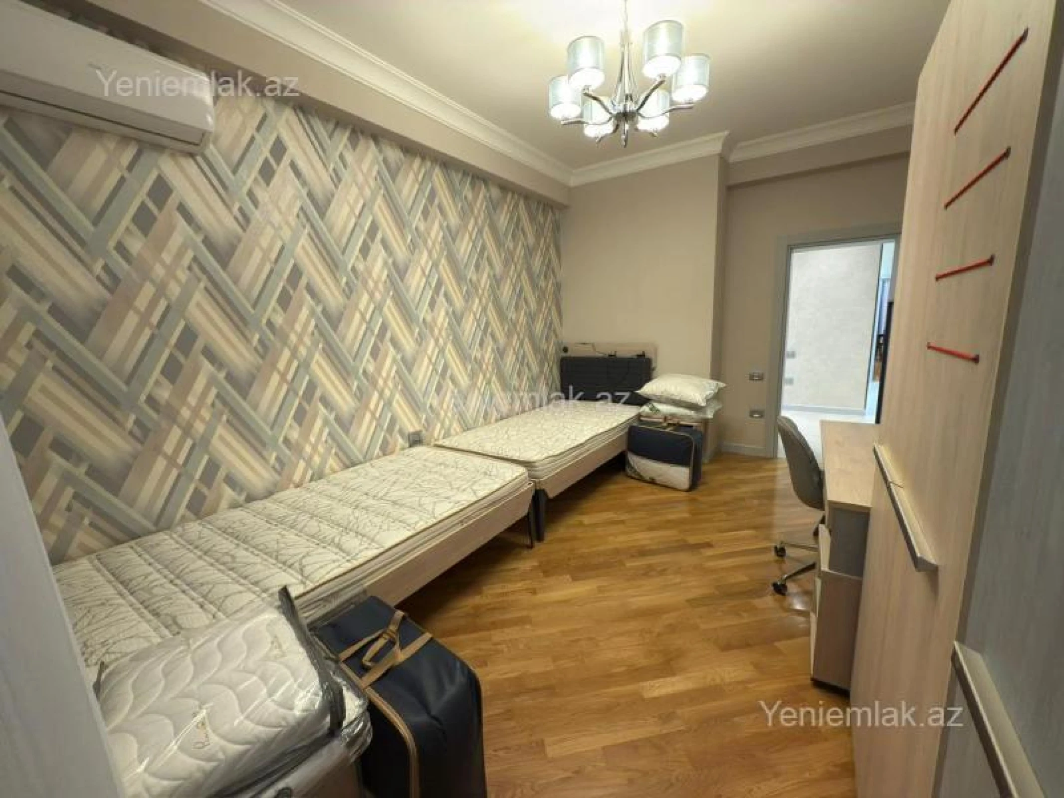 Satılır 3 otaqlı yeni tikili 103 m²