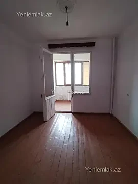 Satılır 2 otaqlı köhnə tikili 60 m²