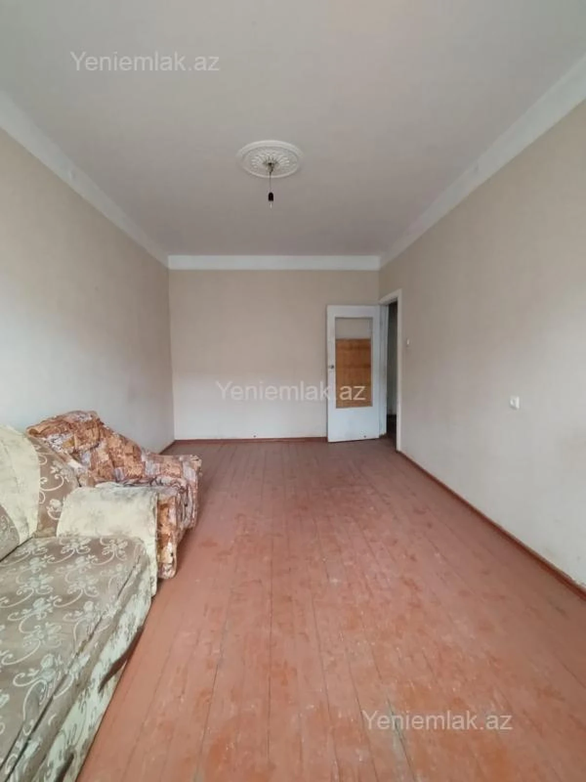 Satılır 2 otaqlı köhnə tikili 60 m²