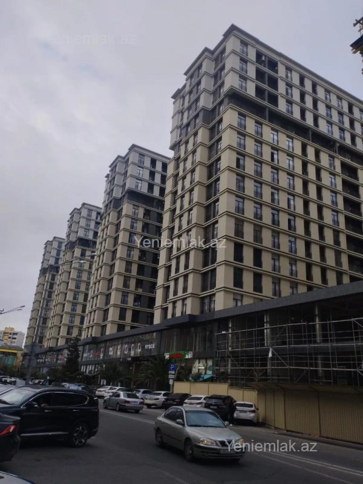 Satılır 2 otaqlı yeni tikili 82 m²